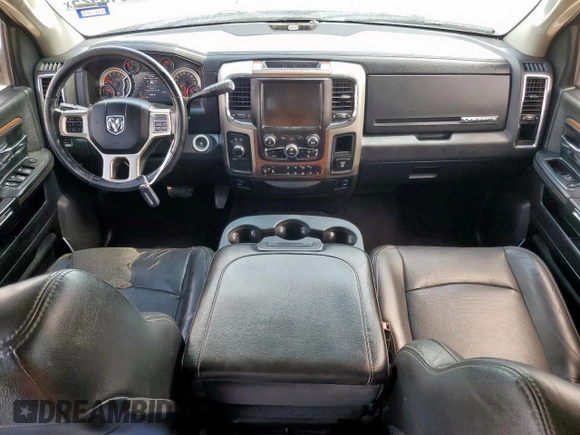 2014 Ram 2500 Laramie z VIN 3C6UR5FL4EG183158, wystawiony jako Copart lot #61846925 z przebiegiem 199 961 mil mil oraz Szkoda całkowita • Salvage title. Historia ofert i sprzedaży dostępna na DreamBid. Obrazek 8.
