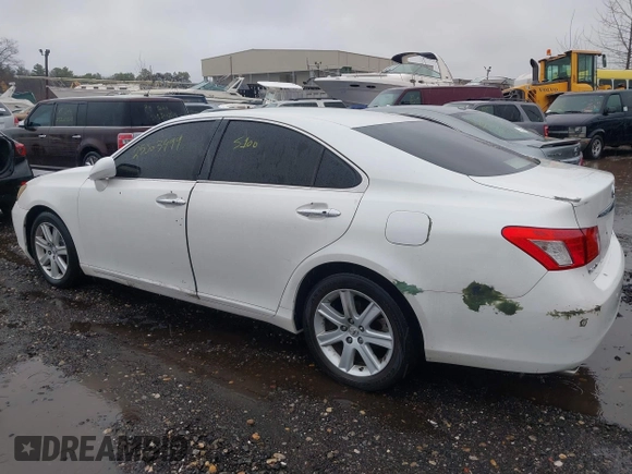 2008 Lexus ES with VIN JTHBJ46G982179140, listed as a IAAI auction lot 41959338 with Not Provided miles. Bid and sale history available at carsss.com. Image 3.