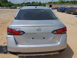 2024 Nissan Versa S z VIN 3N1CN8DV5RL848834, wystawiony jako IAAI lot #42091656 z przebiegiem 7 213 mil mil oraz . Historia ofert i sprzedaży dostępna na DreamBid. Obrazek 16.