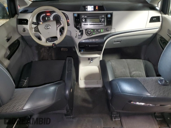 2011 Toyota Sienna SE with VIN 5TDXK3DC4BS119068, listed as a Copart auction lot 45960275 with 73,252 mi miles and Salvage Title. Bid and sale history available at carsss.com. Image 8.