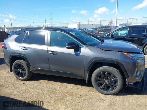 2024 Toyota RAV4 Hybrid XSE with VIN 4T3E6RFV7RU147226, listed as a IAAI auction lot 41858238 with 26,549 mi miles. Bid and sale history available at carsss.com. Image 13.