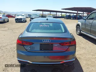 2024 Audi A5 Sportback S line Premium Plus z VIN WAUFACF50RA024105, wystawiony jako IAAI lot #42014640 z przebiegiem 40 871 mil mil oraz . Historia ofert i sprzedaży dostępna na DreamBid. Obrazek 16.