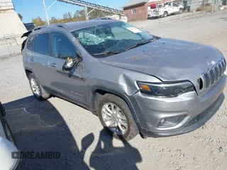 2019 Jeep Cherokee Latitude with VIN 1C4PJLCB4KD428000, listed as a IAAI auction lot 40602703 with 232,159 mi miles and . Bid and sale history available at DreamBid. Image 1.