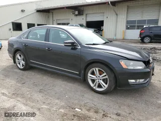 2015 Volkswagen Passat 1.8T Sport with VIN 1VWBT7A36FC081110, listed as a Copart auction lot 51489835 with 211,476 mi miles and Clean Title. Bid and sale history available at carsss.com. Image 4.
