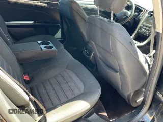 2017 Ford Fusion SE with VIN 3FA6P0HD5HR252082, listed as a Copart auction lot 53118095 with 181,528 mi miles and Clean Title. Bid and sale history available at DreamBid. Image 6.