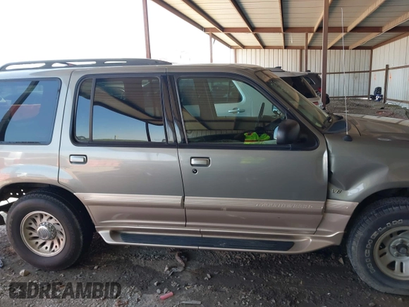 2000 Mercury Mountaineer with VIN 4M2ZU66P0YUJ13268, listed as a IAAI auction lot 42271864 with 243,104 mi miles and . Bid and sale history available at DreamBid. Image 14.