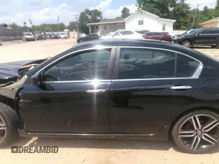 2016 Honda Accord Sport с VIN 1HGCR2F52GA035212, выставлен на аукционе IAAI как лот 42447406 с пробегом Не указан миль и . История ставок и продаж доступна на DreamBid. Изображение 14.