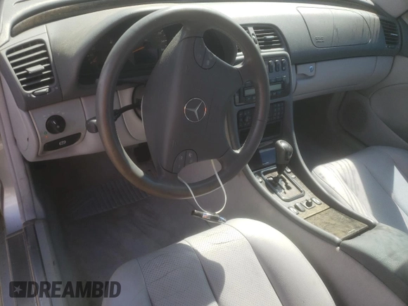 2002 Mercedes-Benz CLK 320/430 with VIN WDBLJ70G92F201684, listed as a Copart auction lot 58560824 with 92,983 mi miles and Non Repairable. Bid and sale history available at DreamBid. Image 8.