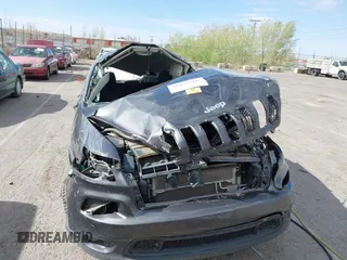 2018 Jeep Cherokee Latitude Plus с VIN 1C4PJMLB4JD602314, выставлен на аукционе IAAI как лот 41979566 с пробегом Не указан миль и . История ставок и продаж доступна на DreamBid. Изображение 11.