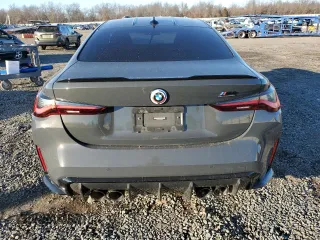 2022 BMW M4 Competition xDrive with VIN WBS43AZ00NCK01848, listed as a Copart auction lot 84823524 with 0 mi miles and Salvage Title. Bid and sale history available at carsss.com. Image 6.