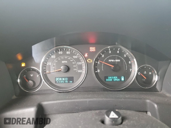 2007 Jeep Commander Sport z VIN 1J8HG48P97C622153, wystawiony jako Copart lot #50291165 z przebiegiem 113 516 mil mil oraz Szkoda całkowita • Salvage title. Historia ofert i sprzedaży dostępna na DreamBid. Obrazek 9.