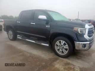 2015 Toyota Tundra Platinum z VIN 5TFAW5F11FX464012, wystawiony jako Copart lot #54440675 z przebiegiem 145 168 mil mil oraz Czysty tytuł • Clean title. Historia ofert i sprzedaży dostępna na DreamBid. Obrazek 5.