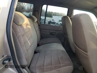 1998 Ford Explorer XLT с VIN 1FMZU35P7WZC25602, выставлен на аукционе Copart как лот 81112304 с пробегом 99 614 миль миль и Списание • Salvage title. История ставок и продаж доступна на DreamBid. Изображение 11.