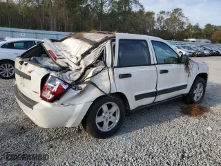 2005 Jeep Grand Cherokee Laredo with VIN 1J4HR48N35C541141, listed as a Copart auction lot 78196654 with 100,470 mi miles and Salvage Title. Bid and sale history available at carsss.com. Image 3.