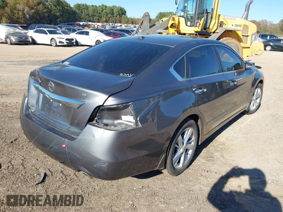 2015 Nissan Altima SL with VIN 1N4AL3AP0FN407679, listed as a IAAI auction lot 40909974 with 129,597 mi miles and . Bid and sale history available at carsss.com. Image 4.