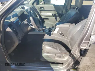 2011 Ford Escape XLT z VIN 1FMCU9D78BKC35522, wystawiony jako Copart lot #65952115 z przebiegiem 130 875 mil mil oraz Czysty tytuł • Clean title. Historia ofert i sprzedaży dostępna na DreamBid. Obrazek 7.