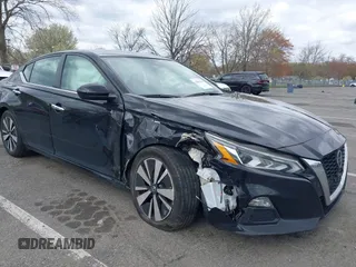 2022 Nissan Altima SV z VIN 1N4BL4DV8NN318591, wystawiony jako IAAI lot #42039464 z przebiegiem 73 129 mil mil oraz . Historia ofert i sprzedaży dostępna na DreamBid. Obrazek 6.