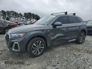 2023 Audi Q5 S line Premium Plus z VIN WA1EAAFY2P2140467, wystawiony jako Copart lot #50005315 z przebiegiem 29 727 mil mil oraz Szkoda całkowita • Salvage title. Historia ofert i sprzedaży dostępna na DreamBid. Obrazek 1.