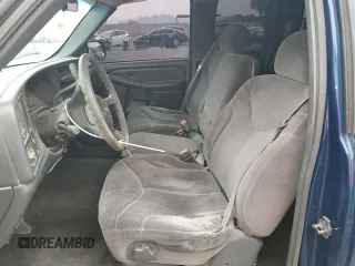 2000 GMC New Sierra 1500 SL with VIN 2GTEC19V3Y1125494, listed as a Copart auction lot 51082895 with 151,882 mi miles and Salvage Title. Bid and sale history available at carsss.com. Image 7.