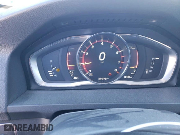 2017 Volvo V60 Premier with VIN YV140MEK4H1335149, listed as a Copart auction lot 45227605 with 67,379 mi miles and Salvage Title. Bid and sale history available at DreamBid. Image 9.