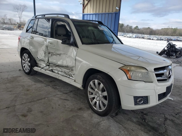 2011 Mercedes-Benz GLK-Class GLK 350 with VIN WDCGG5GB3BF683031, listed as a Copart auction lot 47735085 with 121,884 mi miles and Salvage Title. Bid and sale history available at carsss.com. Image 4.