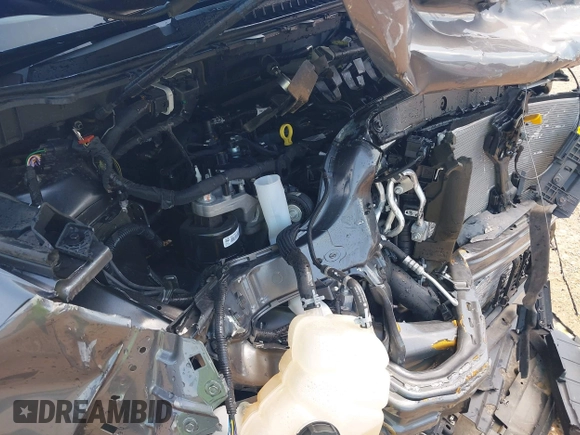 2024 Ford Edge SE z VIN 2FMPK4G99RBB18608, wystawiony jako IAAI lot #42430244 z przebiegiem Nie podano mil oraz . Historia ofert i sprzedaży dostępna na DreamBid. Obrazek 18.