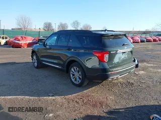2023 Ford Explorer XLT with VIN 1FMSK8DH6PGC33797, listed as a IAAI auction lot 41111945 with 5,182 mi miles. Bid and sale history available at carsss.com. Image 3.