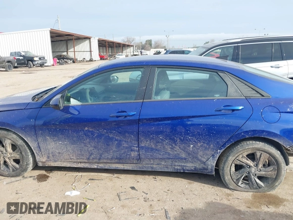 2022 Hyundai Elantra SEL with VIN 5NPLM4AG3NH076553, listed as a IAAI auction lot 41681638 with 35,344 mi miles and . Bid and sale history available at DreamBid. Image 14.