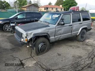 2000 Jeep Cherokee with VIN 1J4FF48S5YL172583, listed as a Copart auction lot 59605745 with 258,409 mi miles and Salvage title. Bid and sale history available at DreamBid. Image 1.