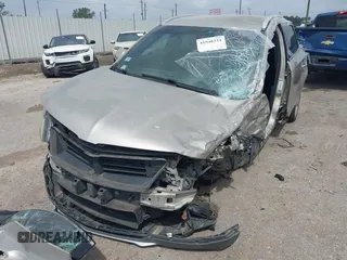 2015 Lincoln MKC z VIN 5LMCJ1A92FUJ19837, wystawiony jako IAAI lot #41948224 z przebiegiem Nie podano mil oraz . Historia ofert i sprzedaży dostępna na DreamBid. Obrazek 17.
