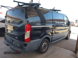 2015 Ford Transit Cargo с VIN 1FTYE1YM1FKA21650, выставлен на аукционе IAAI как лот 40187004 с пробегом 173 971 миль миль и . История ставок и продаж доступна на DreamBid. Изображение 4.