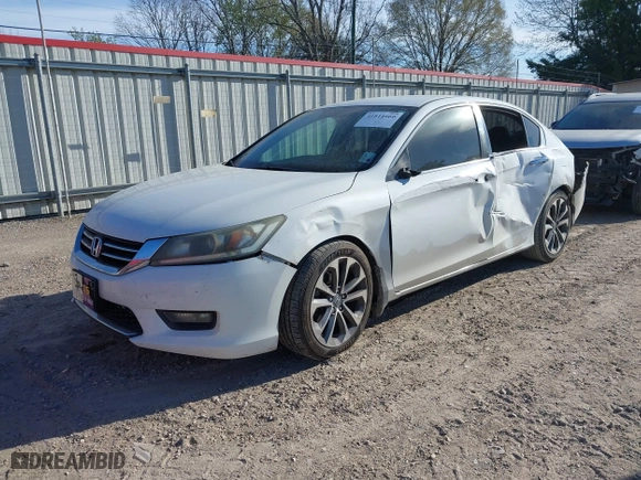 2015 Honda Accord Sedan Sport with VIN 1HGCR2F58FA043555, listed as a IAAI auction lot 41814660 with 226,646 mi miles. Bid and sale history available at carsss.com. Image 17.