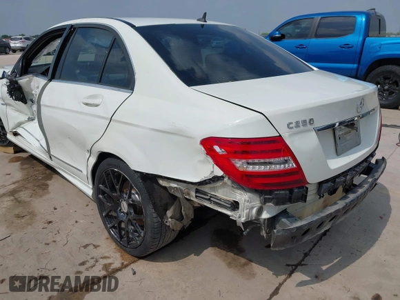 2012 Mercedes-Benz C-Class C 250 Sport with VIN WDDGF4HB9CA652615, listed as a IAAI auction lot 41945573 with 157,522 mi miles. Bid and sale history available at carsss.com. Image 18.
