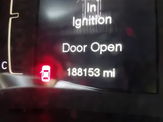 2017 Jeep Cherokee Altitude z VIN 1C4PJLAS8HW663337, wystawiony jako IAAI lot #41872749 z przebiegiem 188 153 mil mil oraz . Historia ofert i sprzedaży dostępna na DreamBid. Obrazek 15.