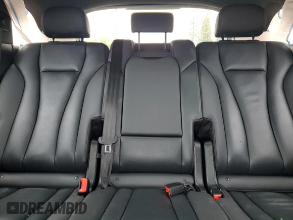 2020 Audi Q7 Premium z VIN WA1AXAF77LD011191, wystawiony jako Copart lot #59486735 z przebiegiem 46 783 mil mil oraz Nie do naprawy • Non repairable. Historia ofert i sprzedaży dostępna na DreamBid. Obrazek 10.