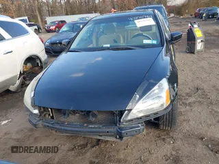 2007 Honda Accord EX z VIN 1HGCM56707A080067, wystawiony jako IAAI lot #41250272 z przebiegiem 164 776 mil mil oraz . Historia ofert i sprzedaży dostępna na DreamBid. Obrazek 6.