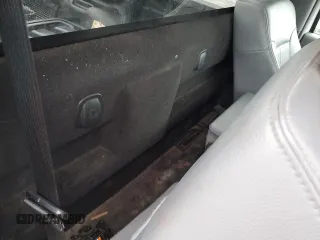 2016 Ford F-250 XL z VIN 1FTBF2A66GEB85013, wystawiony jako Copart lot #57483515 z przebiegiem 188 527 mil mil oraz Szkoda całkowita • Salvage title. Historia ofert i sprzedaży dostępna na DreamBid. Obrazek 10.