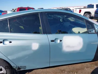 2018 Toyota Prius Two with VIN JTDKBRFU3J3581527, listed as a IAAI auction lot 41304839 with 120,629 mi miles. Bid and sale history available at carsss.com. Image 14.