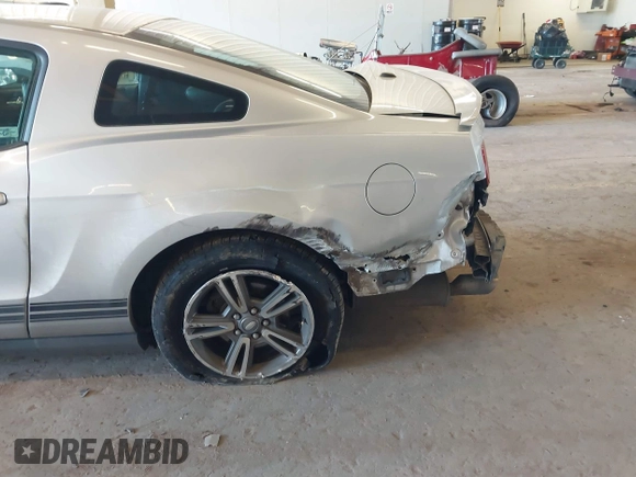 2011 Ford Mustang V6 with VIN 1ZVBP8AM9B5106521, listed as a IAAI auction lot 42041970 with 220,108 mi miles and . Bid and sale history available at DreamBid. Image 6.