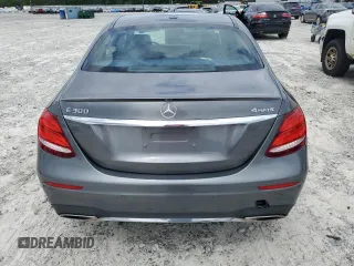 2017 Mercedes-Benz E 300 Luxury with VIN WDDZF4KB2HA187054, listed as a Copart auction lot 59384905 with 125,166 mi miles and Salvage title. Bid and sale history available at DreamBid. Image 6.