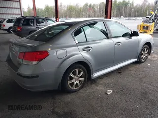 2010 Subaru Legacy Premium All-Weather Anniversary z VIN 4S3BMBG64A3210412, wystawiony jako IAAI lot #41977414 z przebiegiem 295 589 mil mil oraz . Historia ofert i sprzedaży dostępna na DreamBid. Obrazek 4.