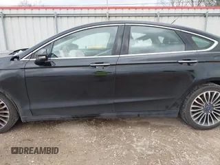 2017 Ford Fusion SE with VIN 3FA6P0H93HR120062, listed as a IAAI auction lot 41564542 with 162,624 mi miles and . Bid and sale history available at carsss.com. Image 15.
