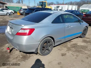 2008 Honda Civic Cpe EX-L with VIN 2HGFG12998H501422, listed as a IAAI auction lot 41645328 with 231,418 mi miles. Bid and sale history available at carsss.com. Image 4.