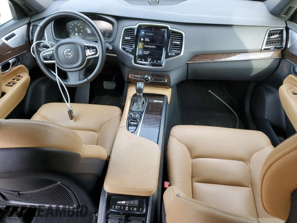 2016 Volvo XC90 T6 Momentum with VIN YV4A22PK6G1028243, listed as a Copart auction lot 51422815 with 100,734 mi miles and Salvage Title. Bid and sale history available at carsss.com. Image 8.