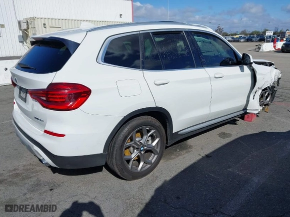 2021 BMW X3 sDrive30i with VIN 5UXTY3C01M9H12586, listed as a IAAI auction lot 41582613 with 44,206 mi miles. Bid and sale history available at carsss.com. Image 4.