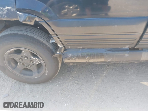1997 Jeep Grand Cherokee Laredo with VIN 1J4GZ58S3VC508194, listed as a IAAI auction lot 42578622 with 146,559 mi miles and . Bid and sale history available at DreamBid. Image 6.