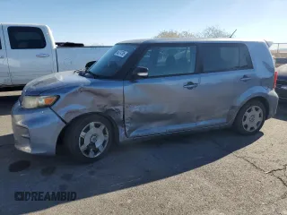 2011 Scion xB z VIN JTLZE4FE7B1133598, wystawiony jako Copart lot #46274705 z przebiegiem 207 234 mil mil oraz Czysty tytuł • Clean title. Historia ofert i sprzedaży dostępna na DreamBid. Obrazek 1.
