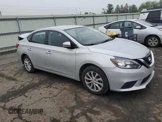 2018 Nissan Sentra SV z VIN 3N1AB7AP9JL661911, wystawiony jako Copart lot #56884985 z przebiegiem 43 129 mil mil oraz Szkoda całkowita • Salvage title. Historia ofert i sprzedaży dostępna na DreamBid. Obrazek 4.