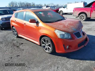 2010 Pontiac Vibe GT with VIN 5Y2SR6E02AZ417711, listed as a IAAI auction lot 41382077 with 196,895 mi miles. Bid and sale history available at carsss.com. Image 1.