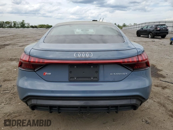 2024 Audi RS e-tron GT z VIN WAUAHBFW5R7901225, wystawiony jako Copart lot #53719655 z przebiegiem Nie podano mil oraz Szkoda całkowita • Salvage title. Historia ofert i sprzedaży dostępna na DreamBid. Obrazek 6.